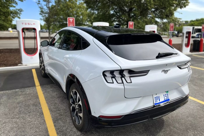 Ford and tesla join forces in historic charging partnership electrifying the automotive world