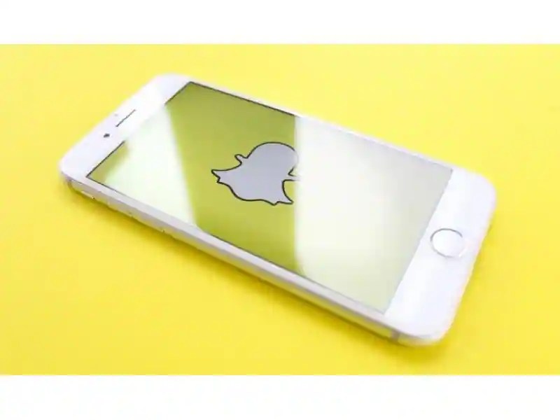 Snapchat achieves remarkable milestone surpasses 4 million paying subscribers in first year