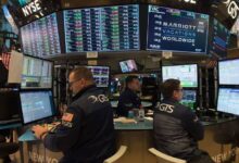 Mixed signals in us stock futures as investors wait for jobs news