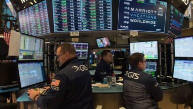 Mixed signals in us stock futures as investors wait for jobs news