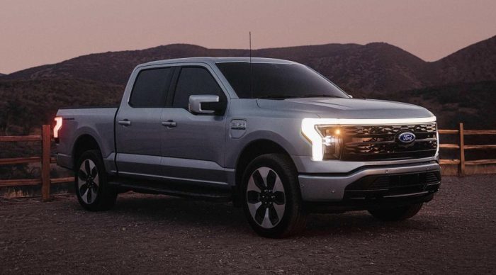 Electrifying deal ford f 150 lightning pickup gets a 10000 price cut