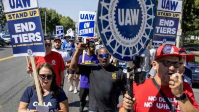 Uaw strike update gm and stellantis navigate critical juncture ahead of friday deadline