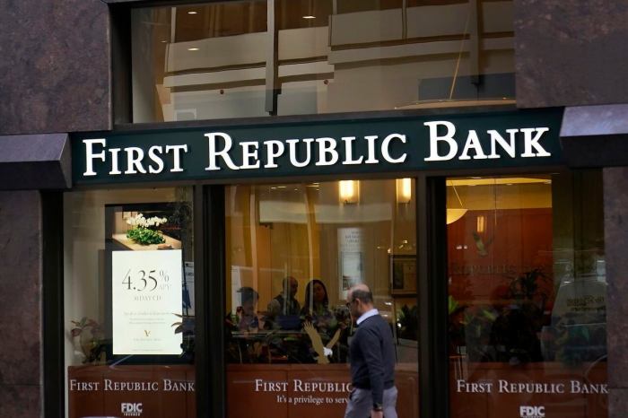 Jpmorgan chase reports robust 2q profits driven by first republic acquisition