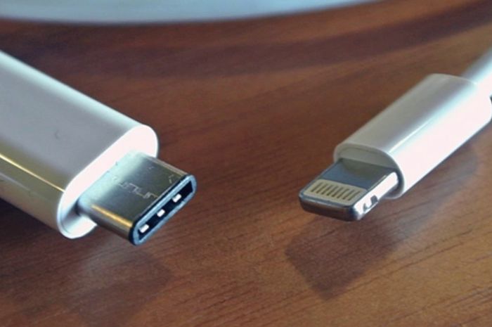 Apple iphone 15 usb c charging transition