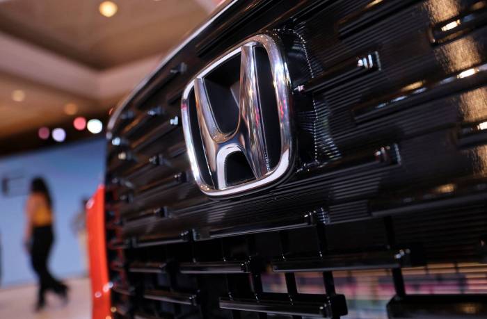 Honda initiates recall of 12 million vehicles in usa over dashboard rear camera display issue